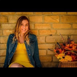 Meet your Posher, Elysia